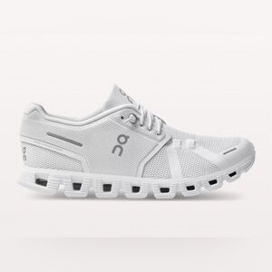 OC Cloud 5 Color: All White Size: 7.5W